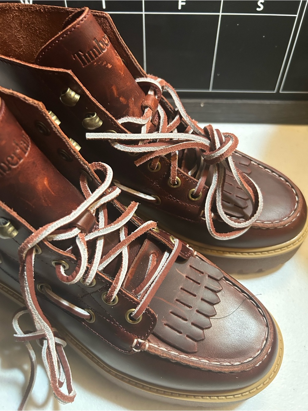 Timberland women’s Brown Leather Lug Sole Moc-Toe Boot - Picture 4 of 15